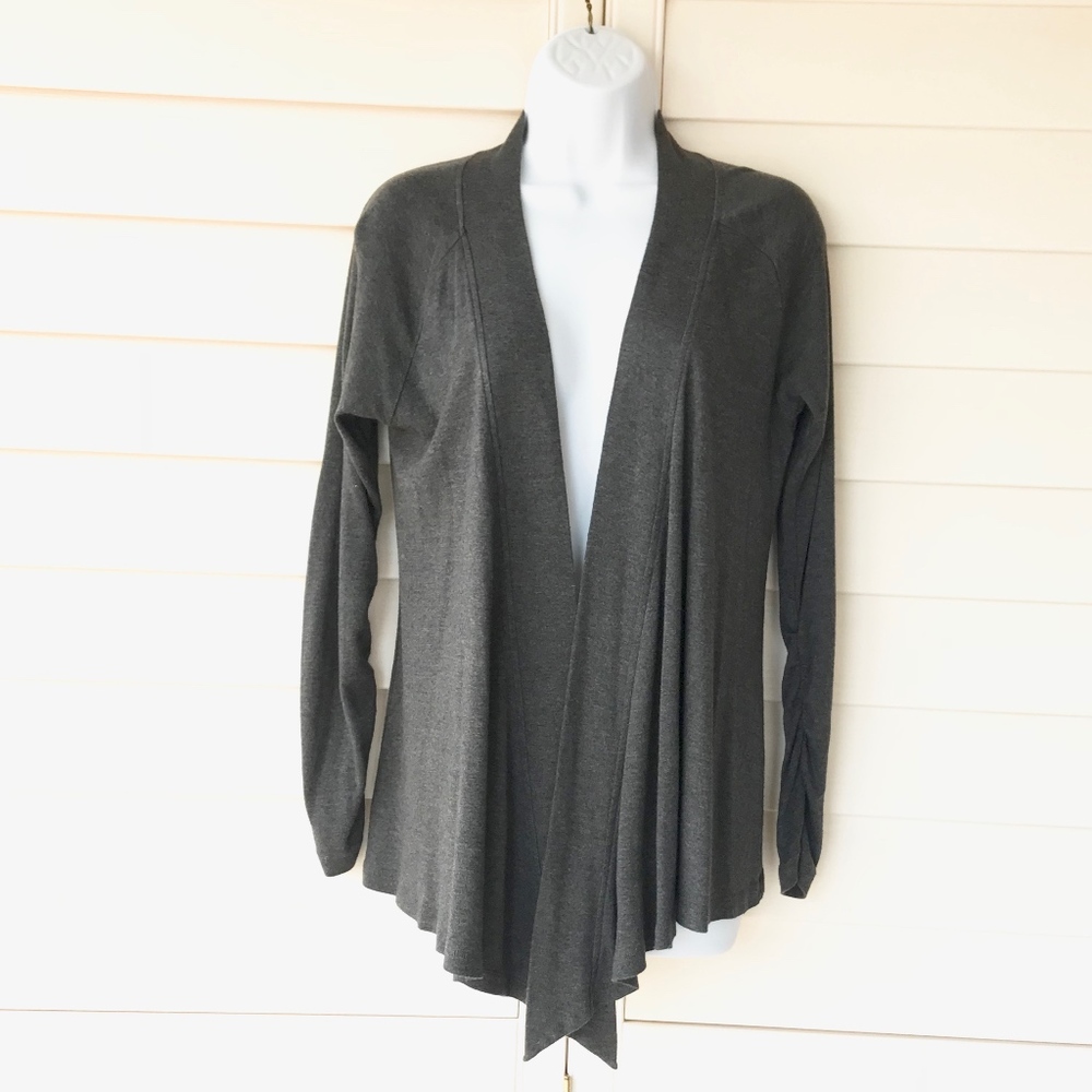 NWOT Grey Chelsea and Theodore Cardigan